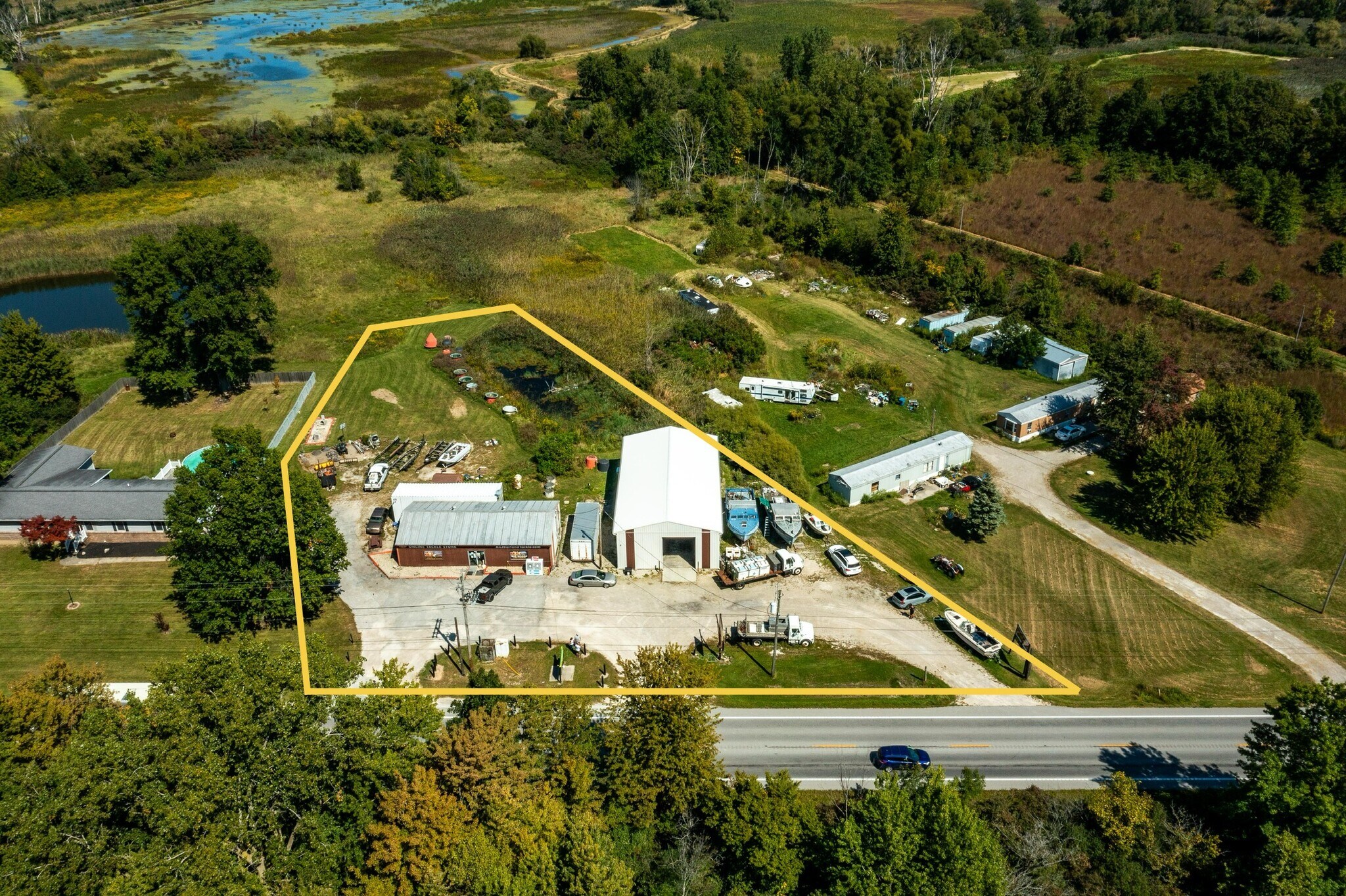 6797 W Lakeshore Dr, Port Clinton, OH à vendre Photo du bâtiment- Image 1 de 31