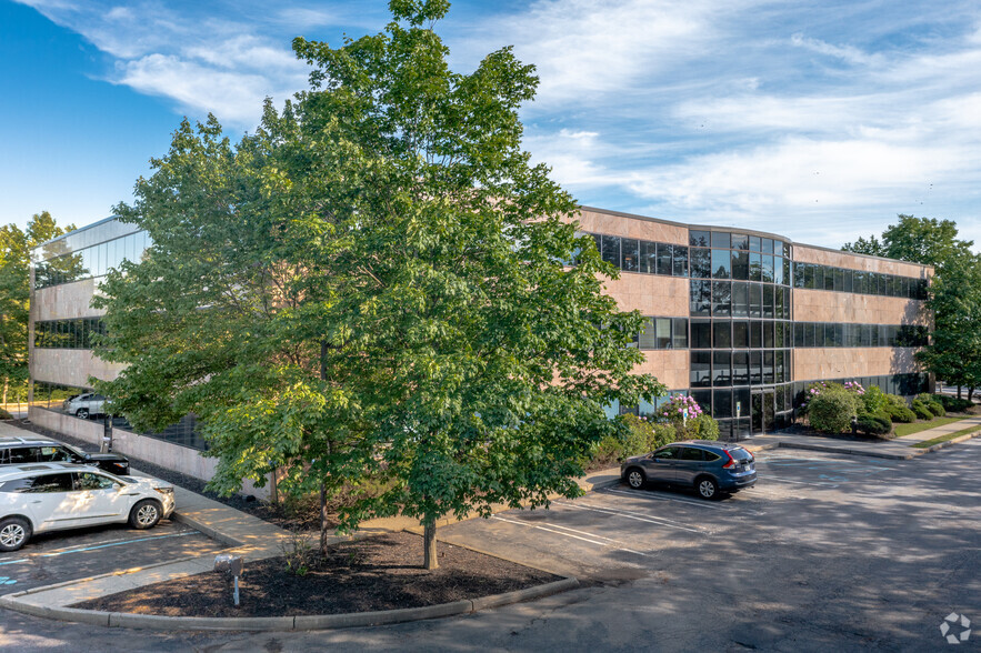 419 E Main St, Middletown, NY for sale - Building Photo - Image 1 of 1