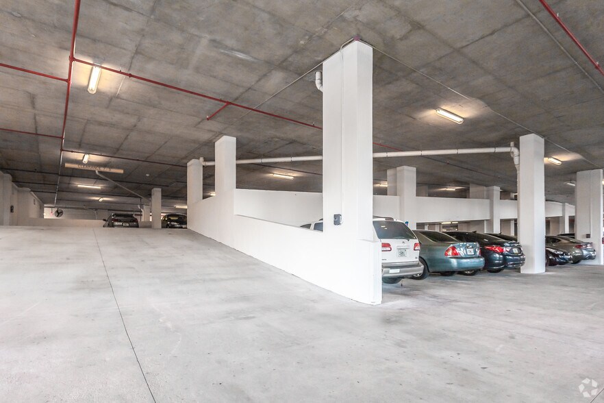 10899 SW 4th St, Miami, FL à louer - Photo intérieure - Image 3 de 3