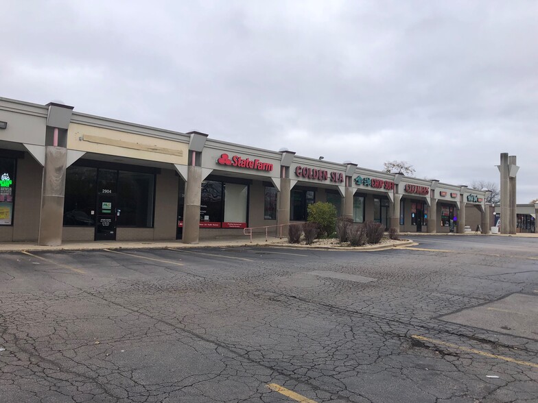 2900-2916 Ogden Ave, Aurora, IL for lease - Building Photo - Image 1 of 3