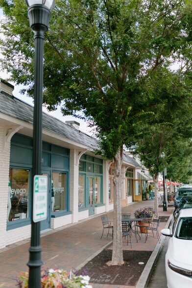 113 Church St, Marietta, GA à louer - Photo du bâtiment - Image 3 de 22