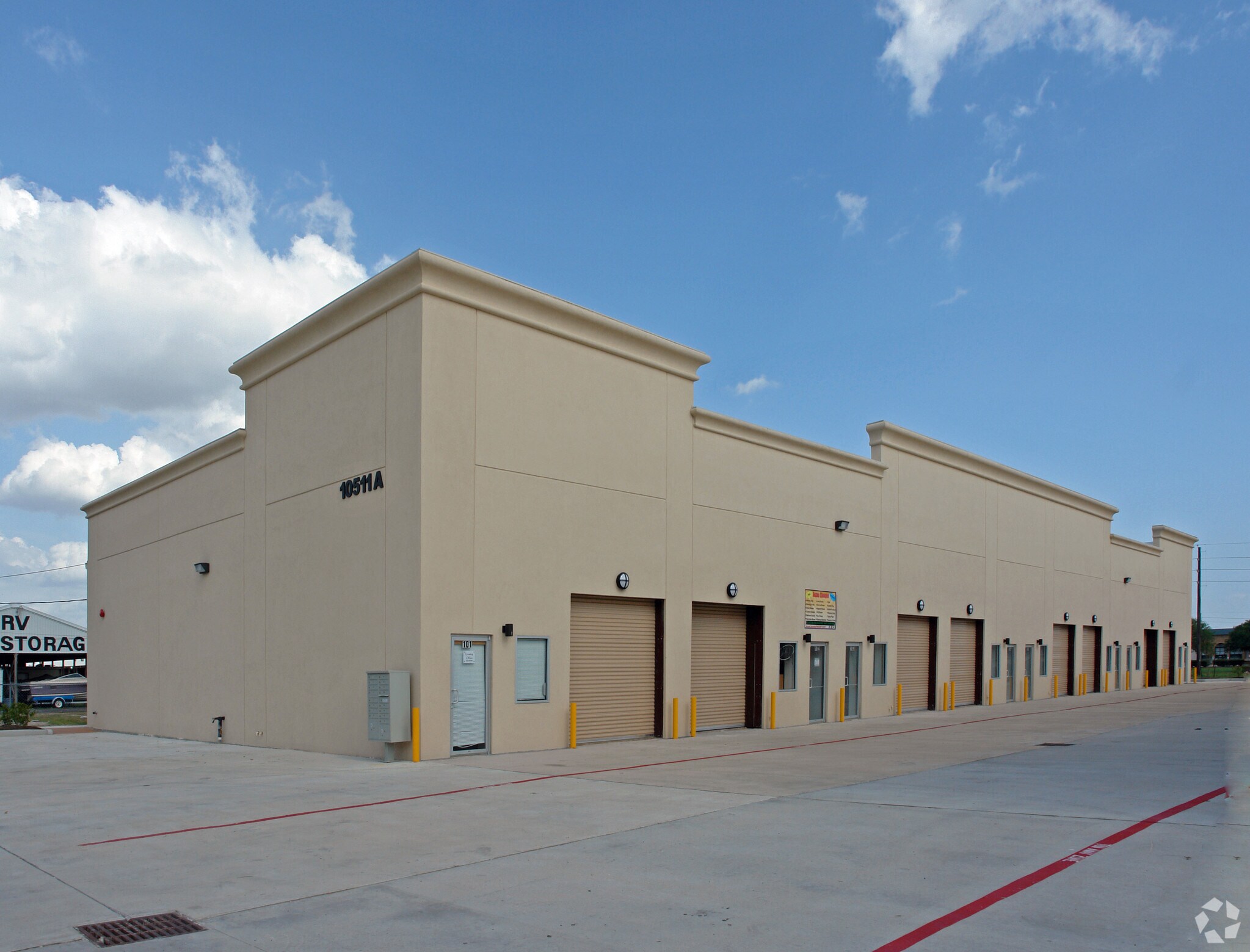 10511 Windsor Ln, Houston, TX à louer Photo du bâtiment- Image 1 de 8