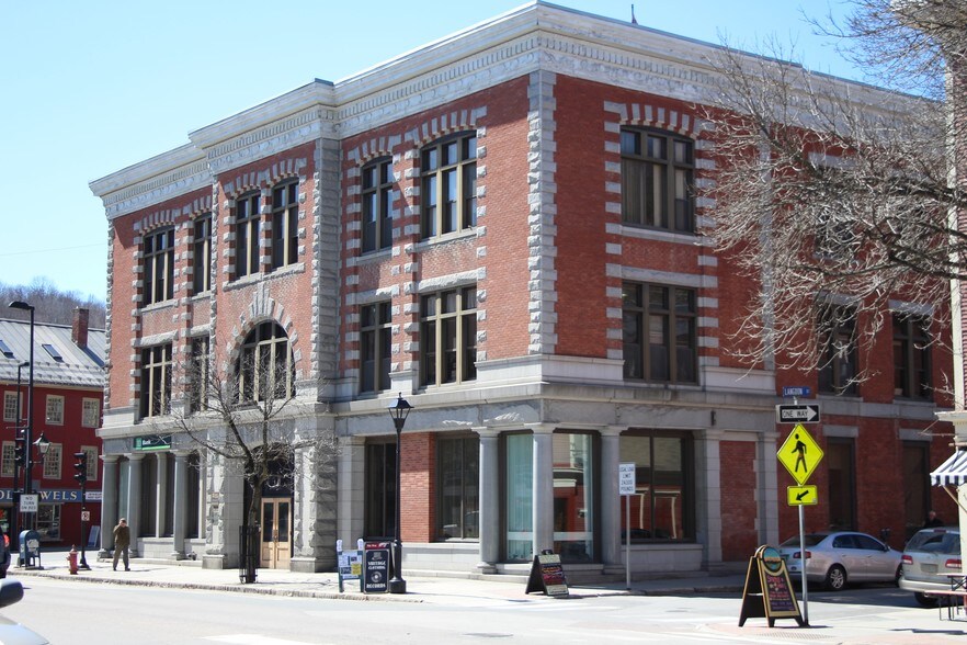 90 Main St, Montpelier, VT à louer - Photo du bâtiment - Image 3 de 5