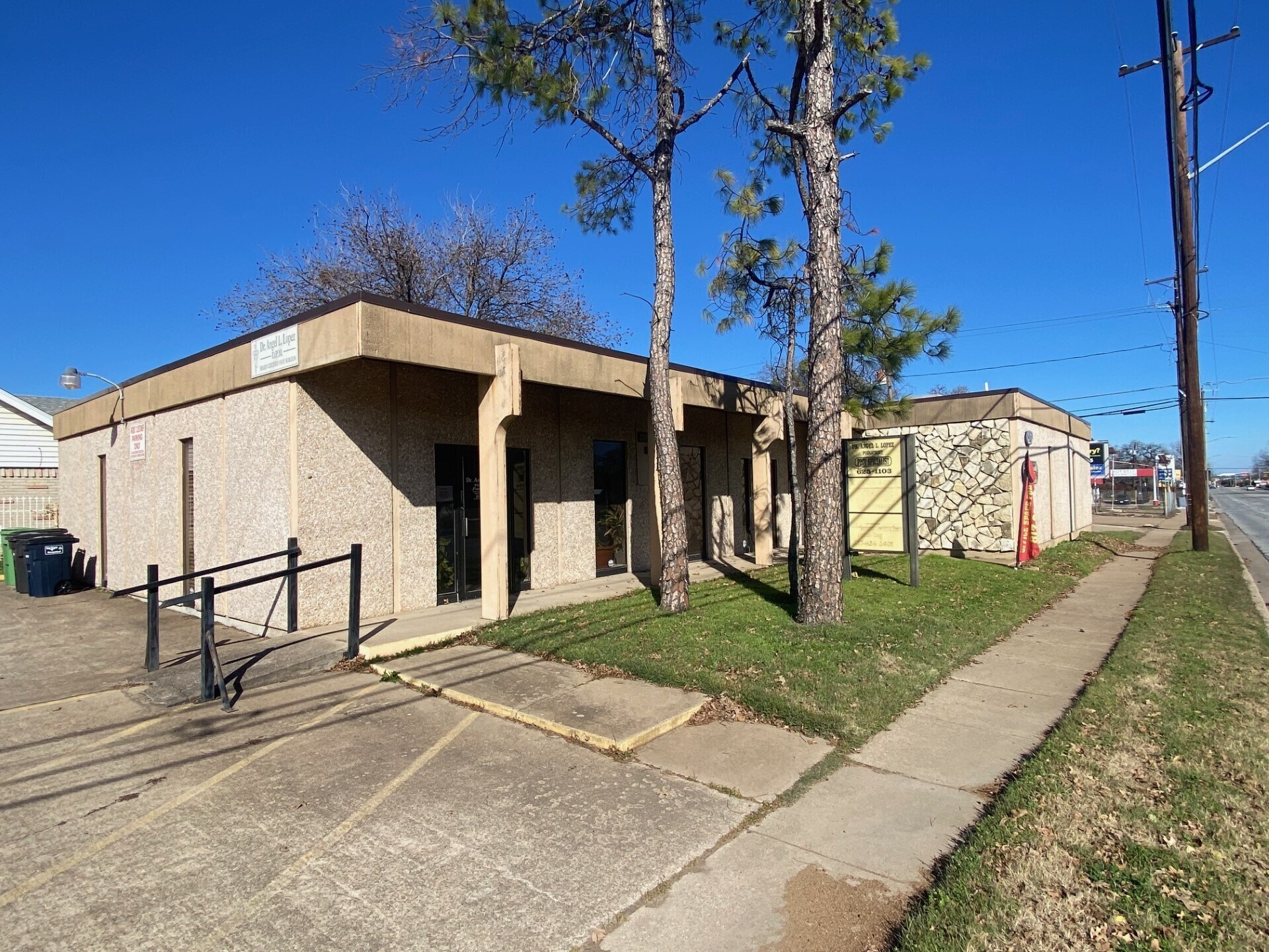 910 W Northside Dr, Fort Worth, TX for sale Building Photo- Image 1 of 19