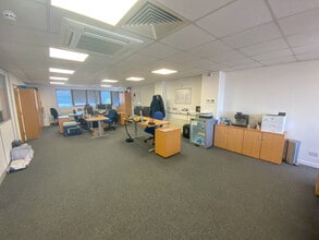 Laporte Way, Luton for lease Interior Photo- Image 1 of 2
