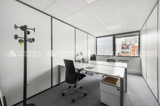 16 Rue Jean Jacques Rousseau, Issy-les-Moulineaux à louer Photo intérieure- Image 2 de 13