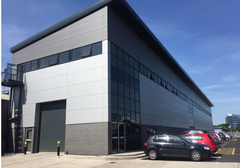 40 Birmingham Rd, West Bromwich for lease - Primary Photo - Image 1 of 2