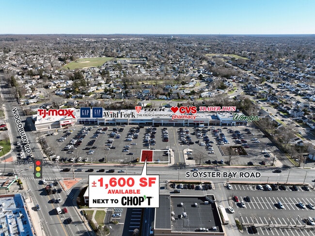 Plus de détails pour 401-419 S Oyster Bay Rd, Plainview, NY - Commerce de détail à louer