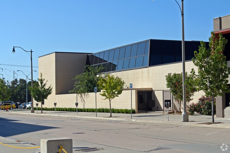 545 Couch Dr, Oklahoma City, OK for sale - Building Photo - Image 1 of 4