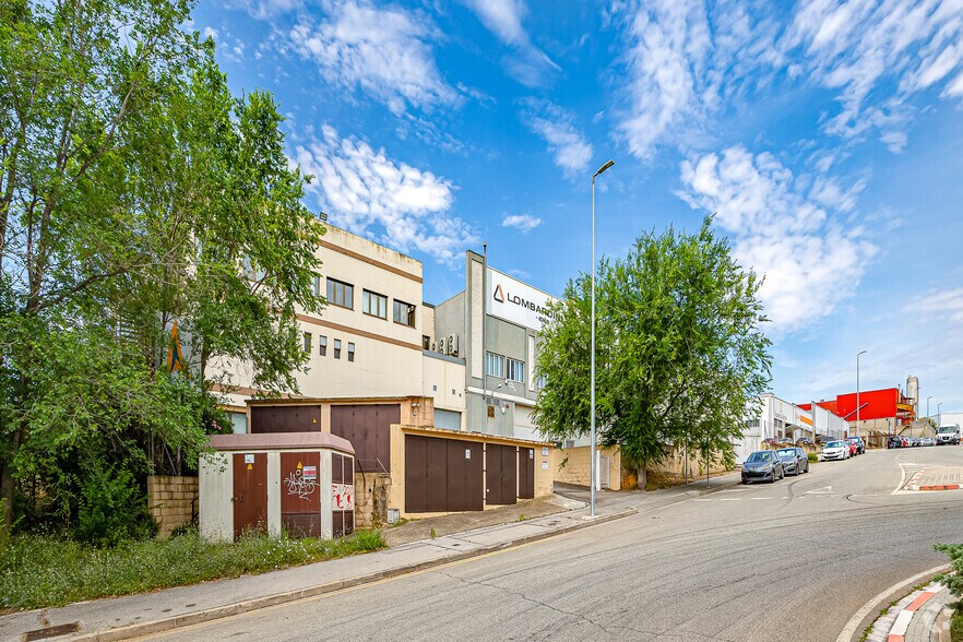 Industriel dans Rubí, Barcelona à vendre - Photo du bâtiment - Image 2 de 6