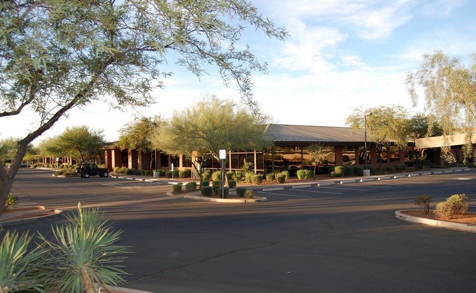 15300 N 90th St, Scottsdale, AZ for lease - Building Photo - Image 1 of 7