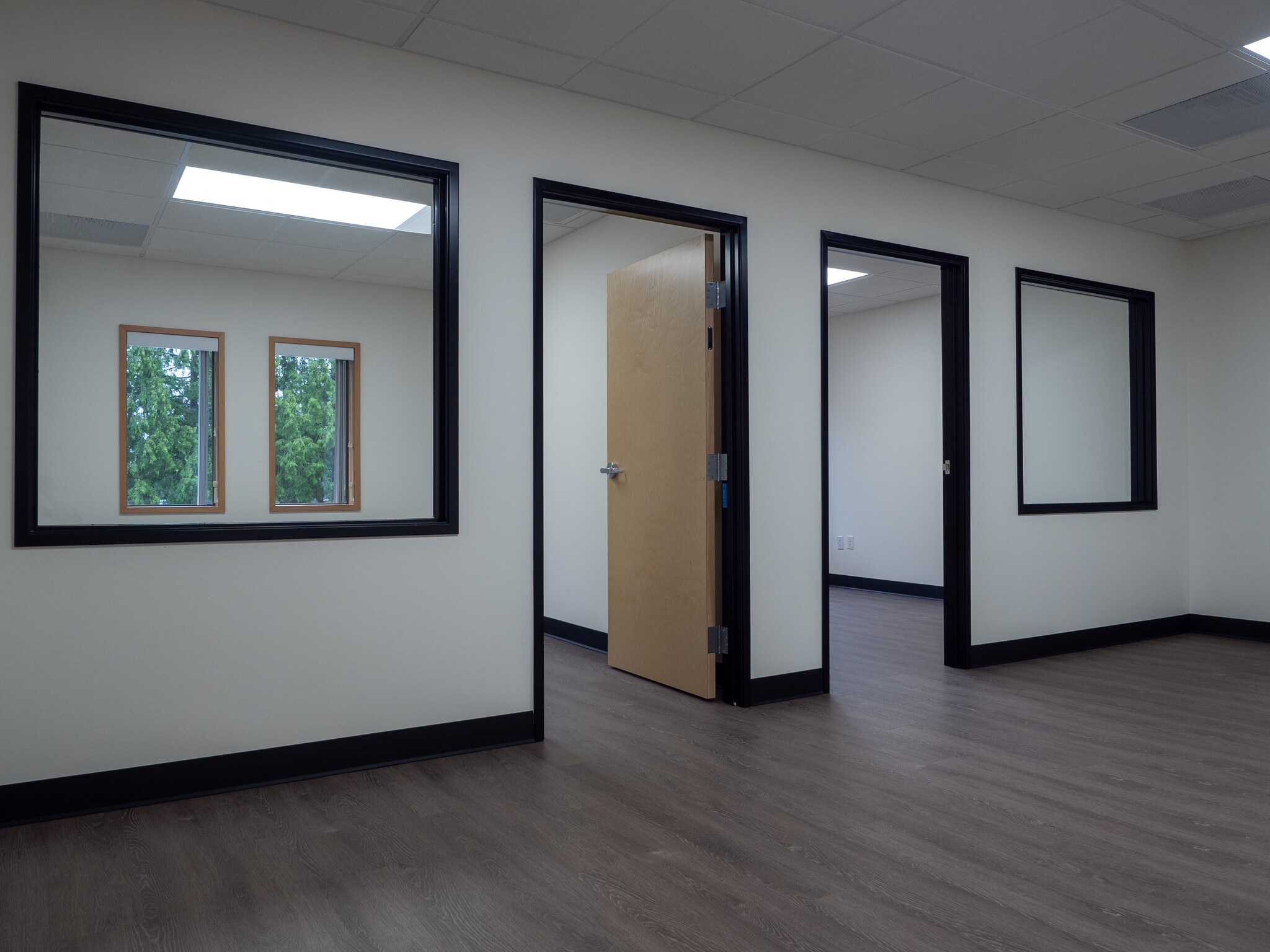 8101 SW Nyberg St, Tualatin, OR for lease Interior Photo- Image 1 of 4