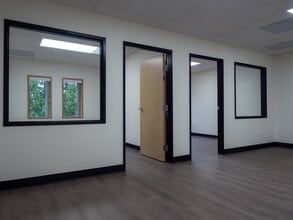 8101 SW Nyberg St, Tualatin, OR for lease Interior Photo- Image 1 of 4