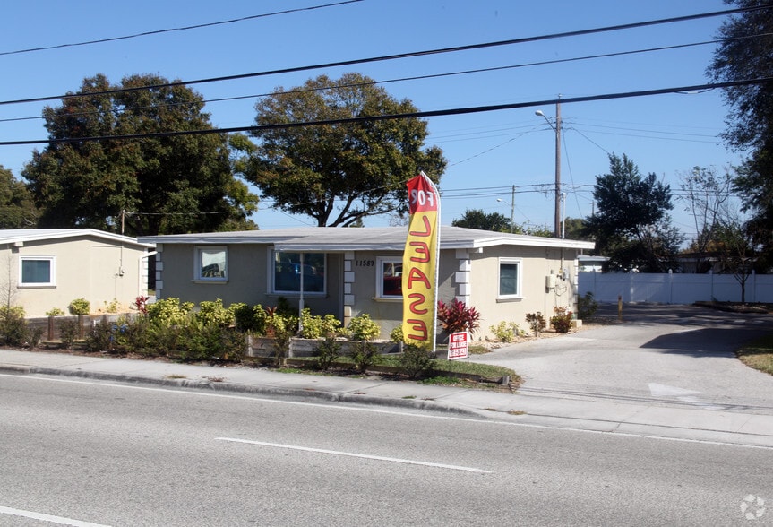 11589 Seminole Blvd, Largo, FL for sale - Building Photo - Image 2 of 5