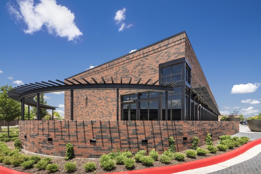 7669 Hillside Rd, Amarillo, TX for lease - Building Photo - Image 2 of 5