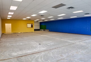 1112 W 41st St, Sioux Falls, SD for lease Building Photo- Image 2 of 9