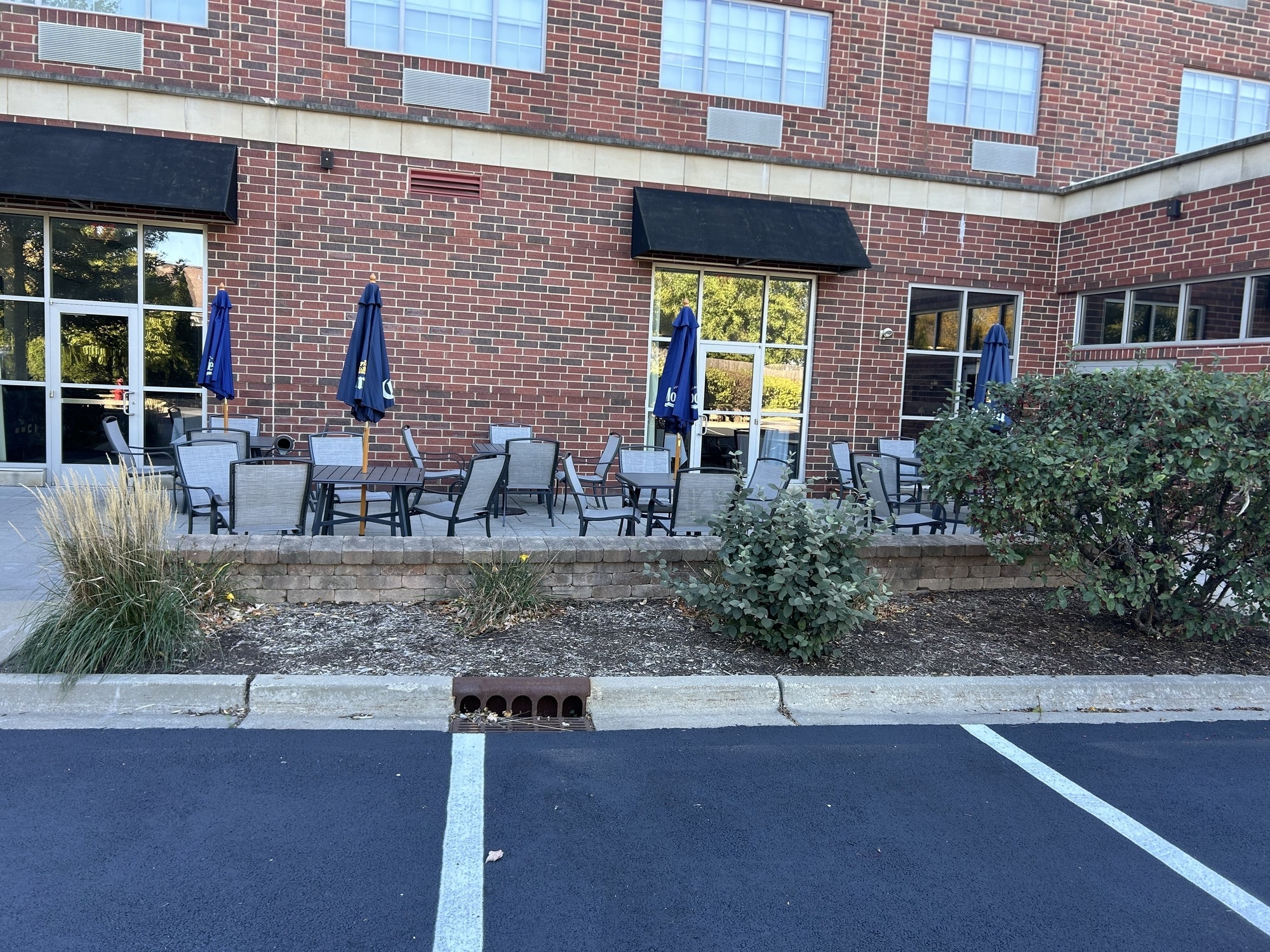 1110 Willow Rd, Northbrook, IL à louer Photo du bâtiment- Image 1 de 5