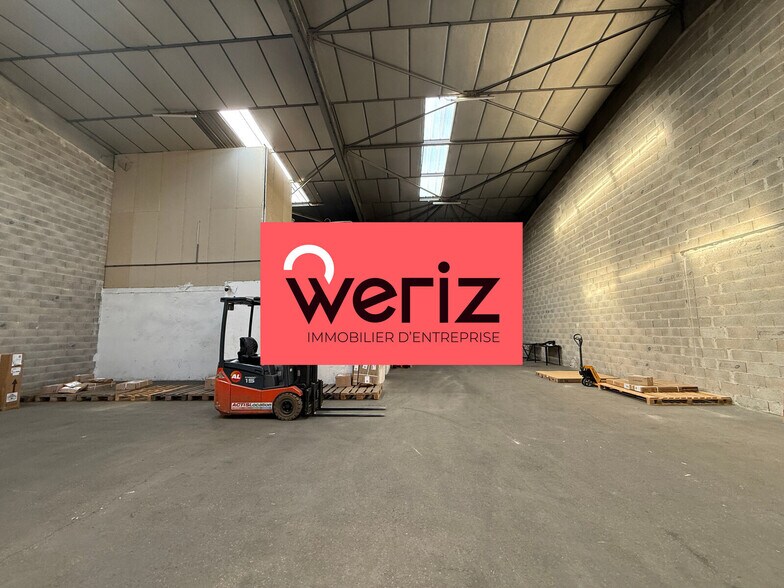 162 Boulevard Danielle Casanova, Marseille à louer - Photo du bâtiment - Image 2 de 8