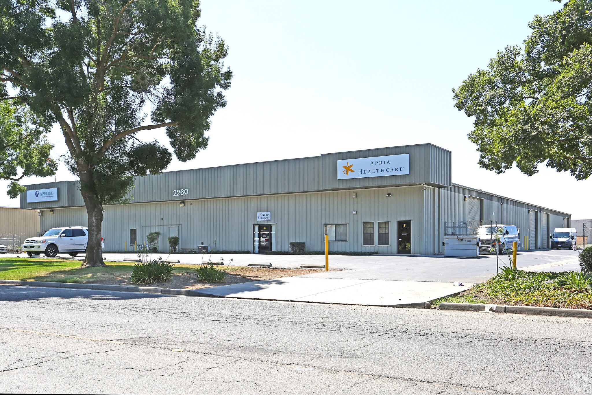 2260 Cooper Ave, Merced, CA for lease Primary Photo- Image 1 of 18