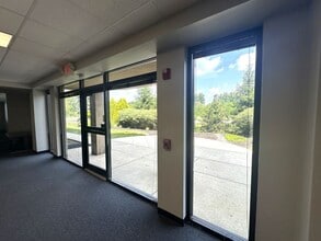 6601 Centerville Business Pky, Centerville, OH for lease Interior Photo- Image 1 of 12