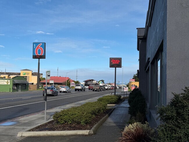 More details for 2029 Broadway St, Eureka, CA - Retail for Sale