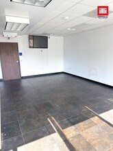 20833-20861 Ventura Blvd, Woodland Hills, CA for lease Interior Photo- Image 2 of 6