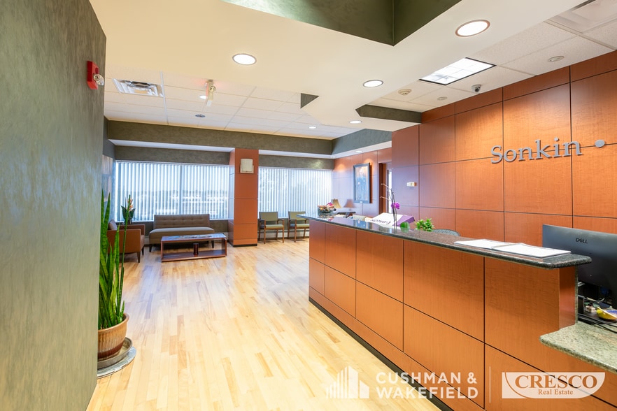 3401 Enterprise Pky, Beachwood, OH for lease - Building Photo - Image 3 of 35