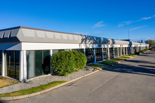 Plus de détails pour 6019-6033 3 St SE, Calgary, AB - Local d'activités, Industriel à louer