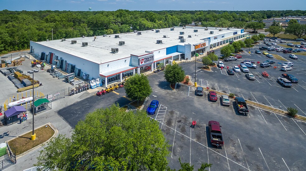 103-115 N State Road 19, Palatka, FL à louer - Photo du bâtiment - Image 2 de 5