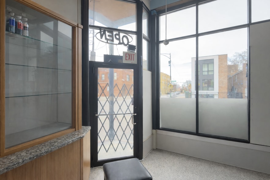 1317-1325 N Homan Ave, Chicago, IL for lease - Building Photo - Image 2 of 3