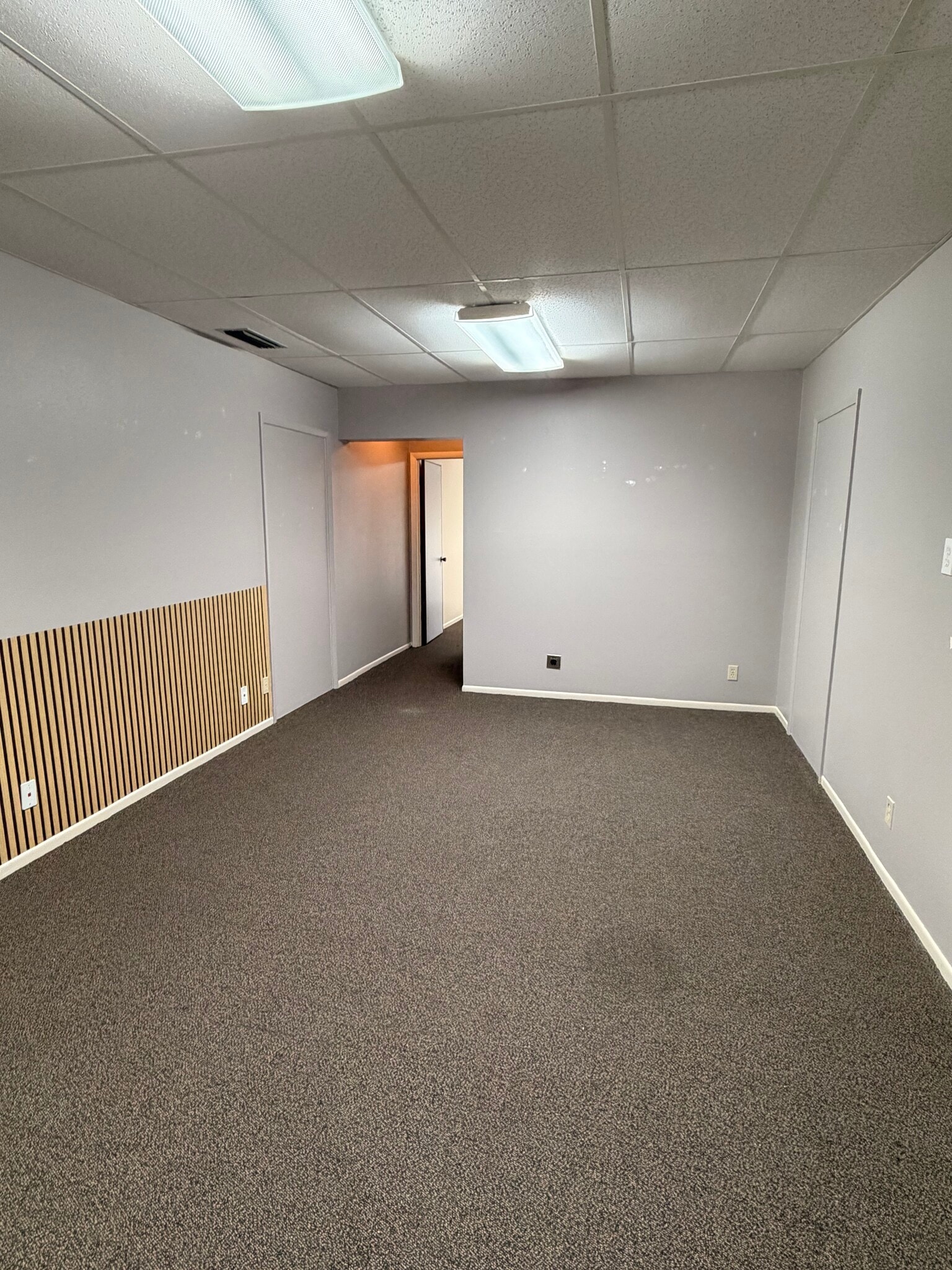 1950 Courtney Dr, Fort Myers, FL for lease Interior Photo- Image 1 of 7