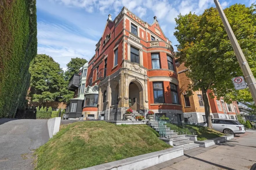 1565 Av Du Docteur-Penfield, Montréal, QC for sale - Primary Photo - Image 1 of 9
