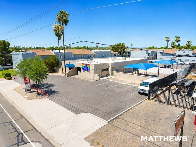 More details for 1830 N Country Club Dr, Mesa, AZ - Retail for Sale
