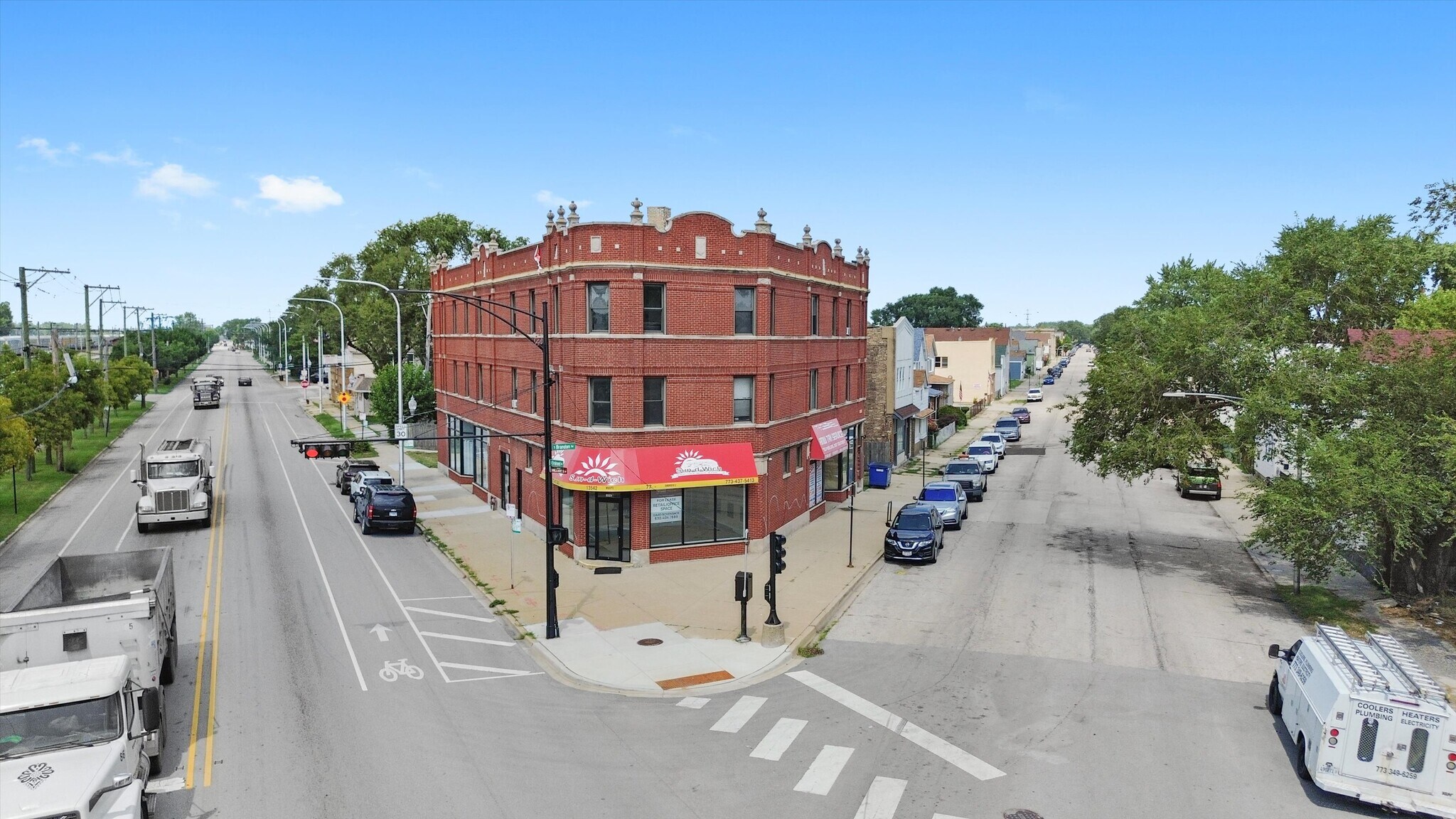 13536 S Brandon Ave, Chicago, IL à vendre Photo du bâtiment- Image 1 de 9