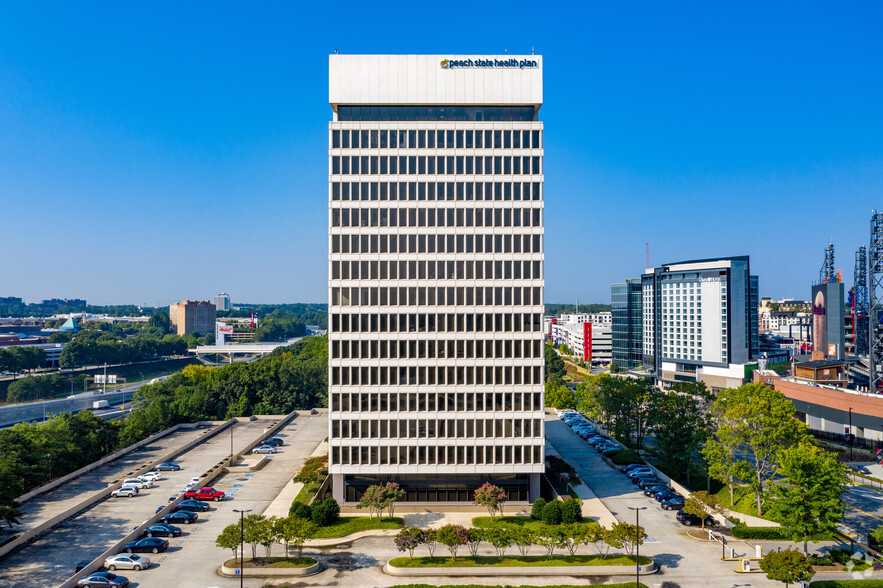 1100 Circle 75 Pky SE, Atlanta, GA for lease - Building Photo - Image 2 of 3