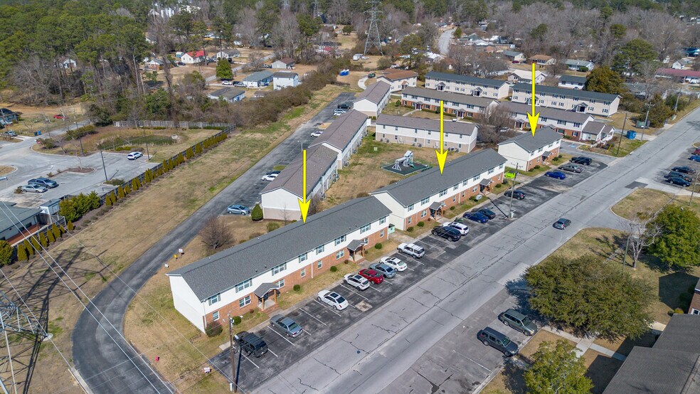 2322 Indian Dr, Jacksonville, NC à vendre - Photo du bâtiment - Image 2 de 17