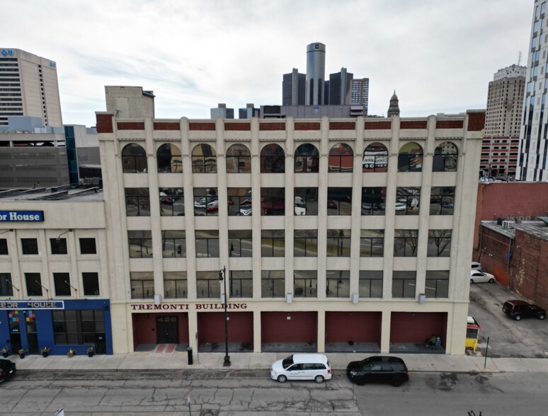 426 Clinton St, Detroit, MI à louer - Photo du bâtiment - Image 2 de 8