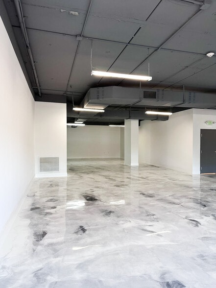 42 NW 27th Ave, Miami, FL for lease - Building Photo - Image 3 of 21