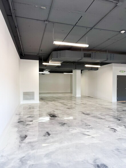 42 NW 27th Ave, Miami, FL à louer - Photo du bâtiment - Image 3 de 21