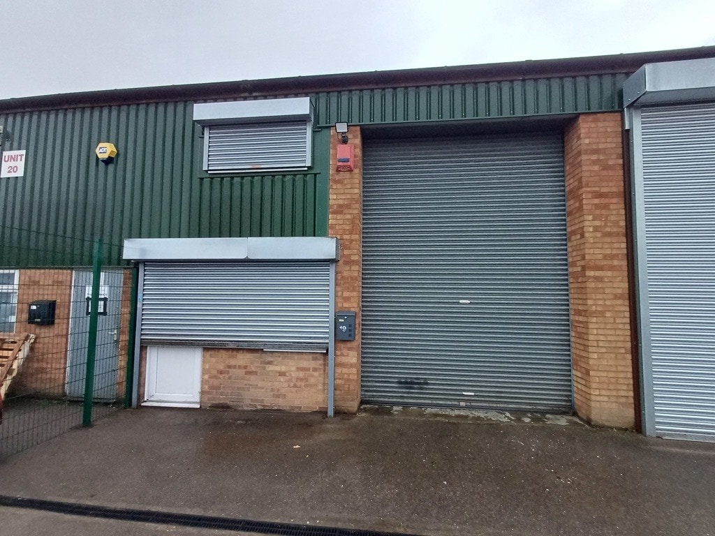 Unit 19 Grovebury Rd, Leighton Buzzard for lease Building Photo- Image 1 of 6