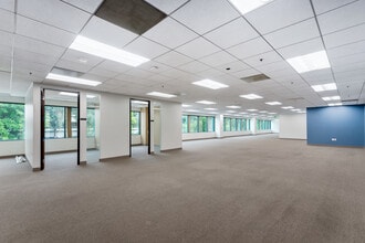 5550 Topanga Canyon Blvd, Woodland Hills, CA for lease Interior Photo- Image 1 of 3