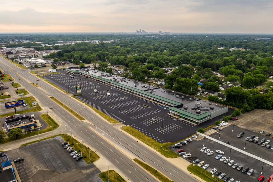 3719-4959 W 38th St, Indianapolis, IN for sale - Building Photo - Image 1 of 1