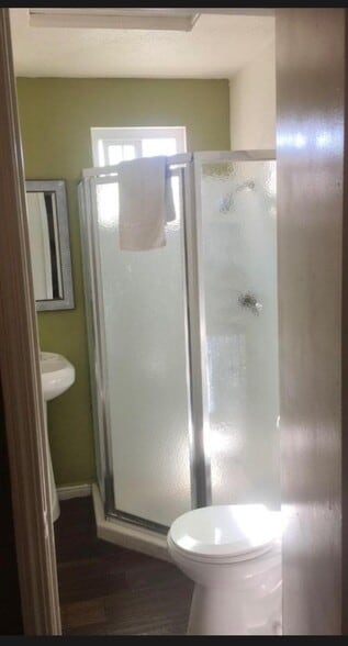 1526 W Foothill Blvd, Rialto, CA for sale - Building Photo - Image 3 of 12
