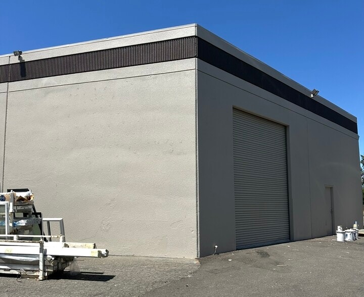 803 Vaca Valley Pky, Vacaville, CA for lease - Building Photo - Image 3 of 14