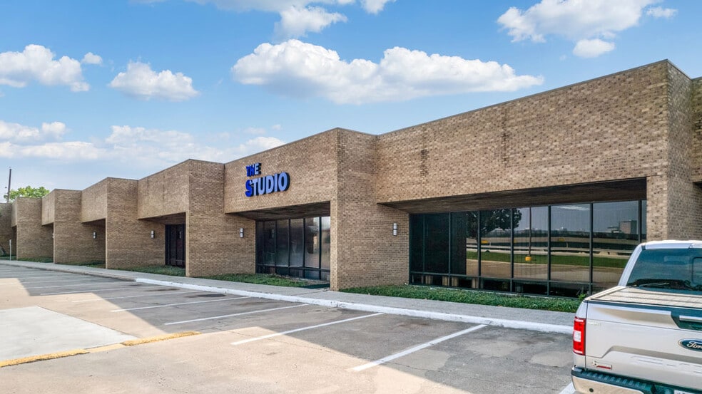 7505-7563 South Fwy, Houston, TX à louer - Photo du bâtiment - Image 1 de 7