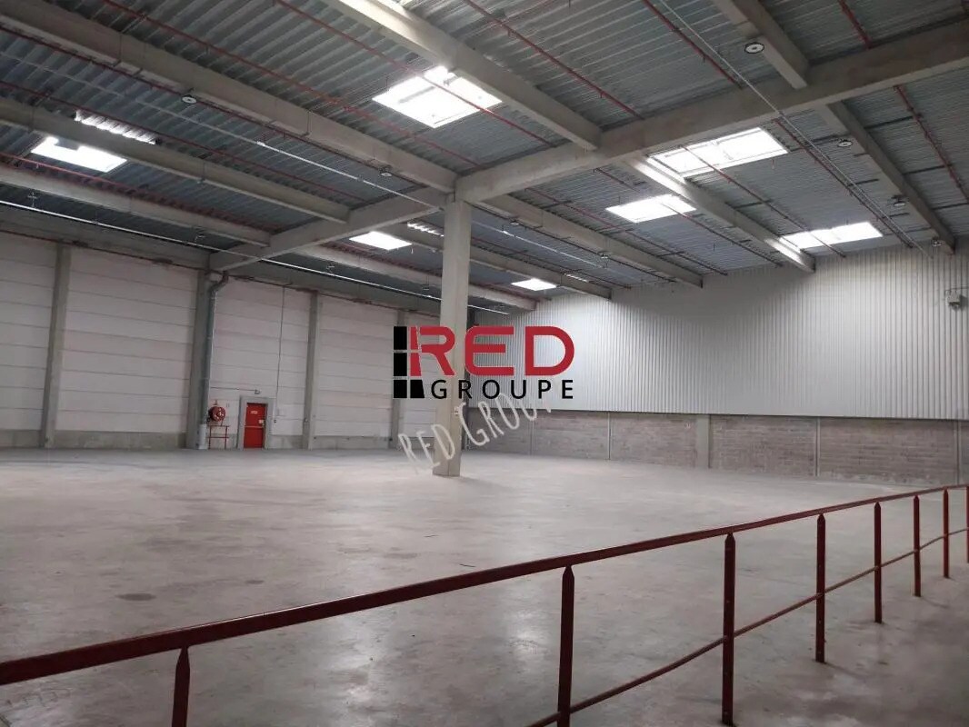 Industrial in Marseille for lease Building Photo- Image 1 of 7