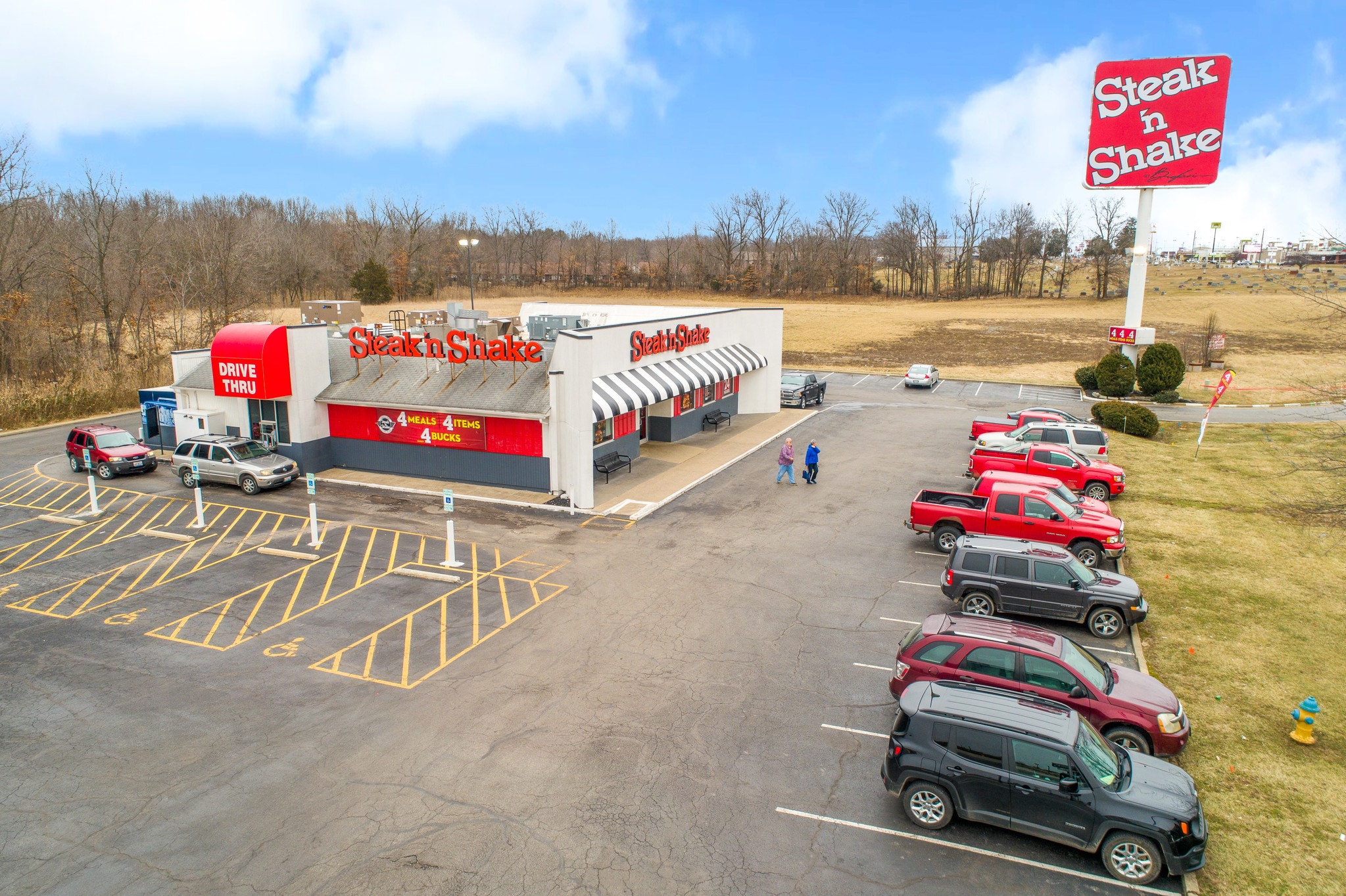 130 N 44th St, Mount Vernon, IL for sale Primary Photo- Image 1 of 7