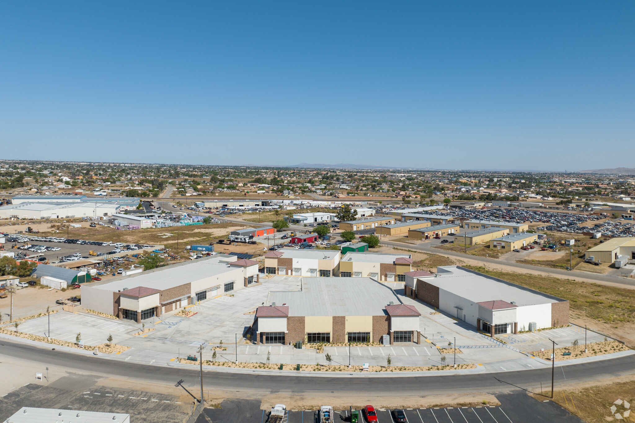17380 Darwin Ave, Hesperia, CA for lease Building Photo- Image 1 of 11