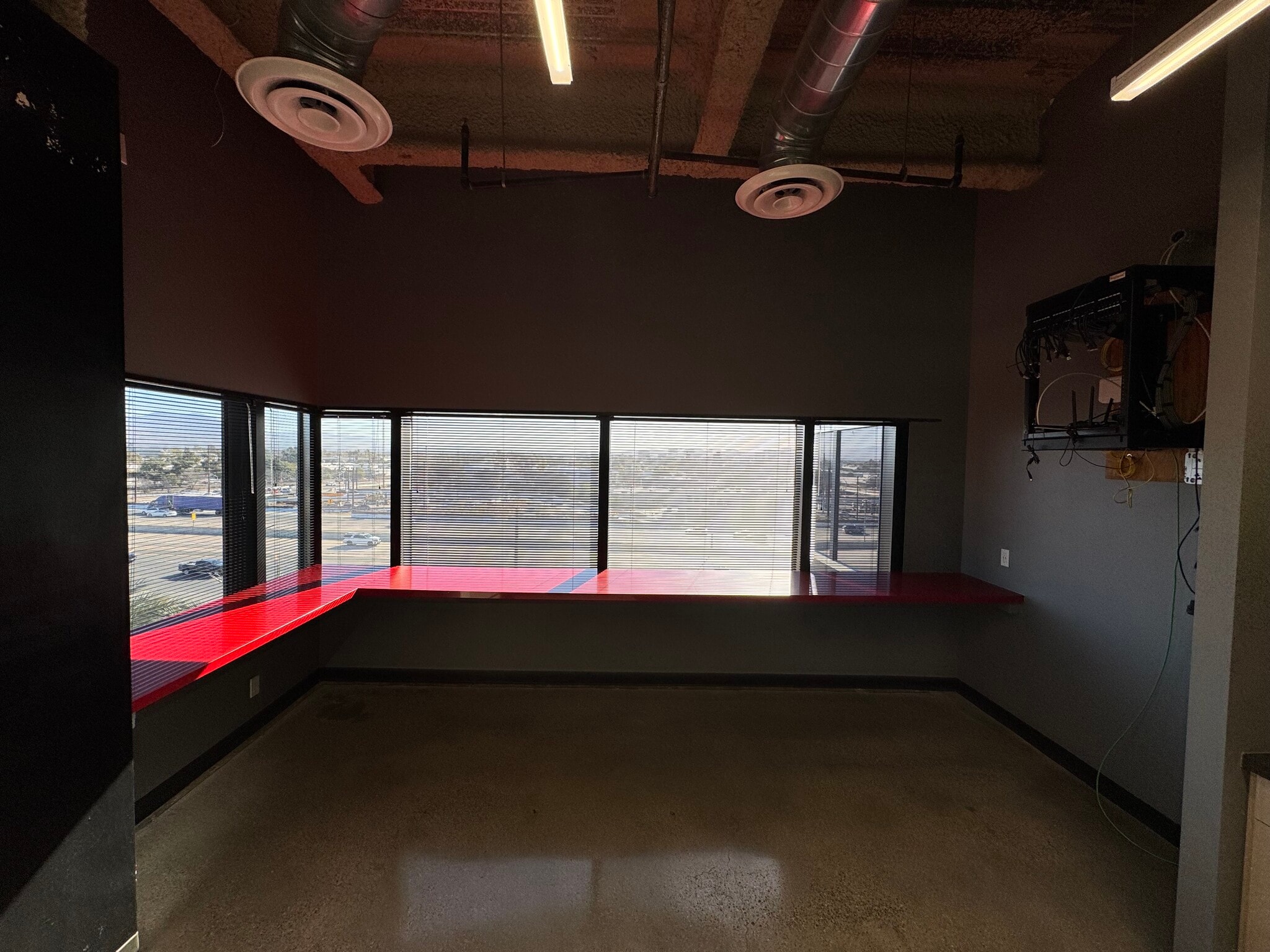 4 Hutton Centre Dr, Santa Ana, CA for lease Building Photo- Image 1 of 12