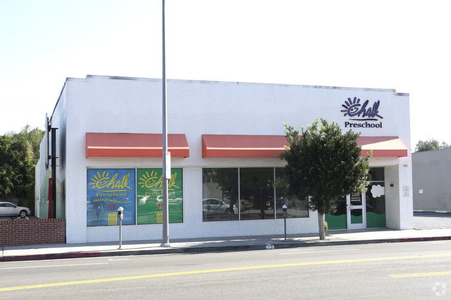 2028 Westwood Blvd, Los Angeles, CA à louer - Photo du bâtiment - Image 3 de 3